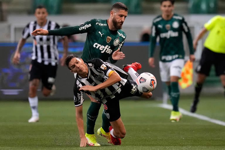 Nacho Fernández durante el partido semifinal de Copa Libertadores que disputan Palmeiras y Atlético Mineiro