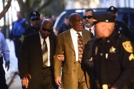 Actor and comedian Bill Cosby (C) arrives for a preliminary hearing on sexual assault charges at the Montgomery County Courthouse in Norristown, Pennsylvania February 2, 2016. REUTERS/Mark Makela