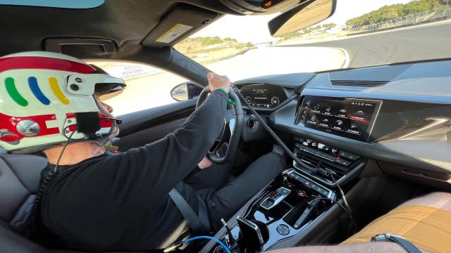 Audi R8 sings swan song, to take one last lap at Laguna Seca - Driven Car  Guide