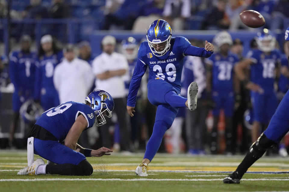 San Jose State's Matt Mercurio (39) kicks a field goal against San Diego State during the first half of an NCAA college football game Friday, Oct. 15, 2021, in San Jose, Calif. (AP Photo/Tony Avelar)