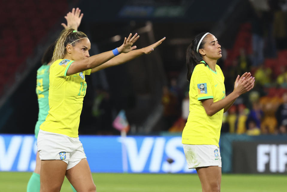 Brazil's Lauren left, gestures to the crowd following the Women's World Cup Group F soccer match between France and Brazil in Brisbane, Australia, Saturday, July 29, 2023. (AP Photo/Tertius Pickard)