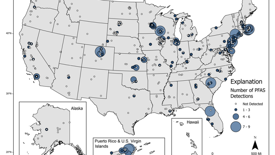 <div>This USGS map shows the number of PFAS detected in tap water samples from select sites across the nation. The findings are based on a USGS study of samples taken between 2016 and 2021 from private and public supplies at 716 locations. The map does not represent the only locations in the U.S. with PFAS.</div>