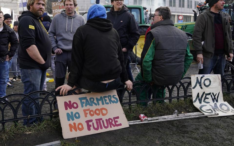 Belgian farmers protesting in the Place Du Luxembourg this month