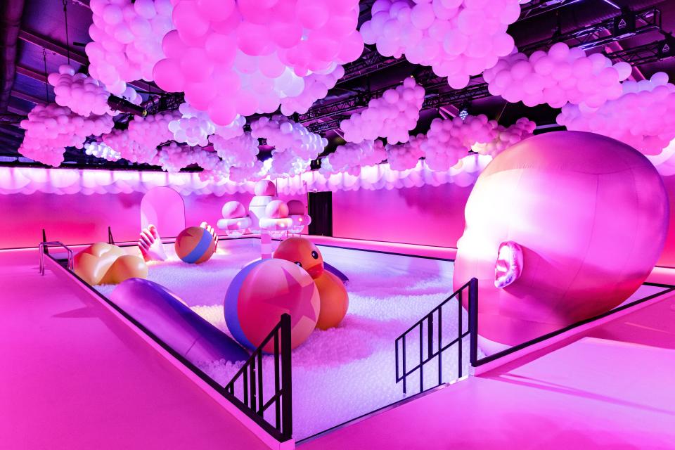Bubble Planet — as the museum is called — is opening its first East Coast location at the American Dream mall in East Rutherford. The center is meant to dazzle guests in the “immersive” world of bubbles.