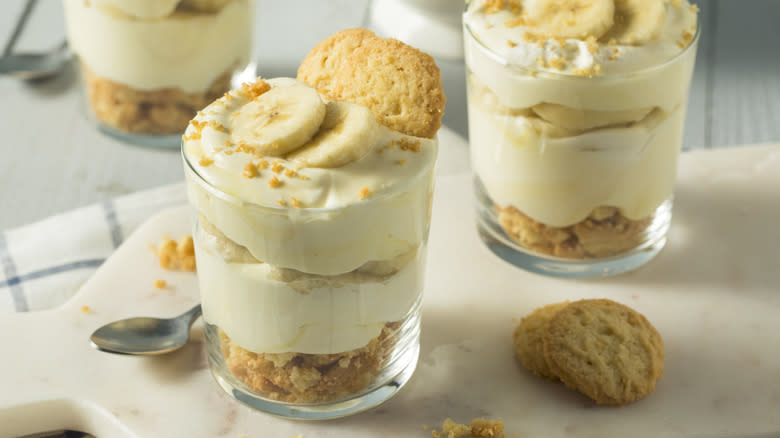 Glasses of banana pudding