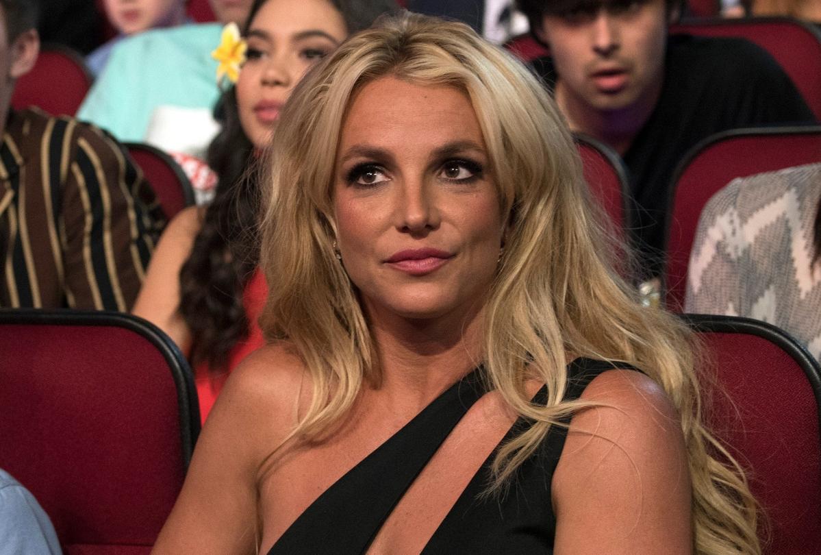 Britney Spears Fans Think She Looked ‘annoyed In Clips Of Jamie Lynns 2017 Tribute Performance 5693