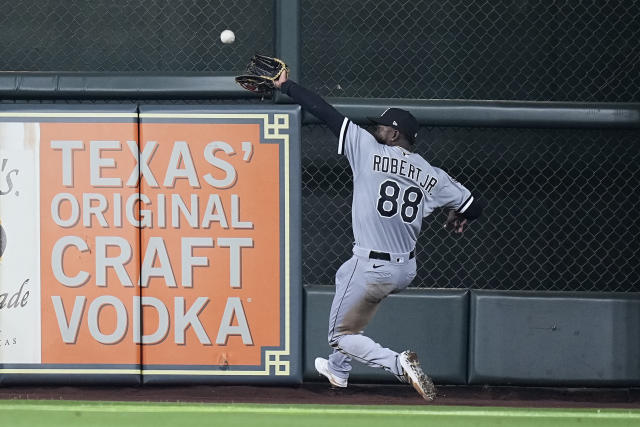 Fielder powers way through field in Home Run Derby