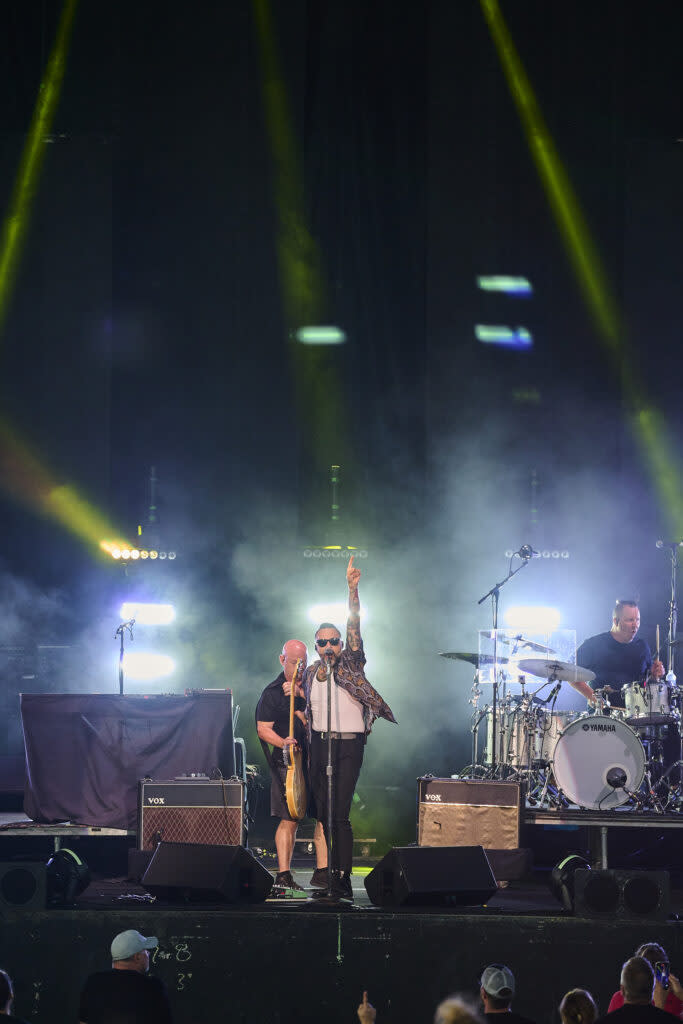 Blue October perform ahead of the Goo Goo Dolls at Budweiser Stage on August 08, 2022 in Toronto. (Credit: Robert Okine/Getty Images)