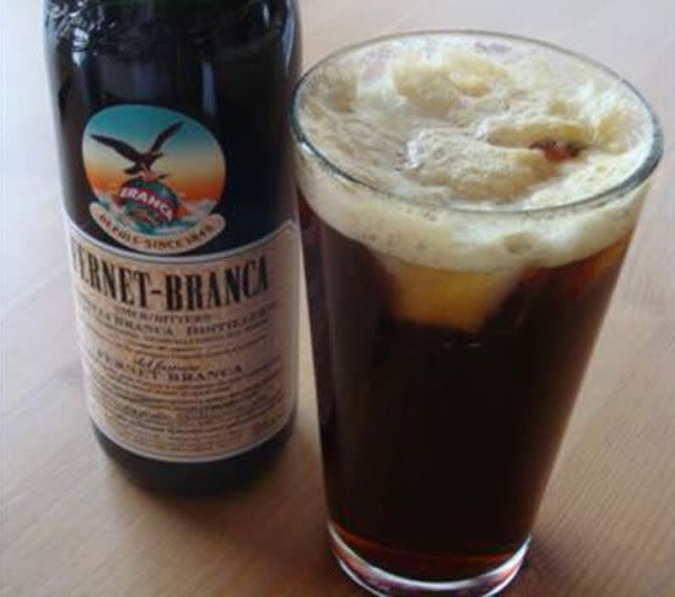 fernet con coca, bebidas américa latina