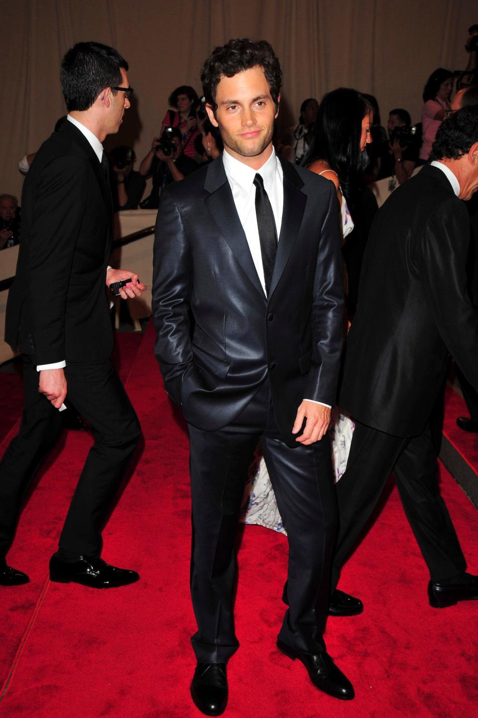 penn badgley met gala