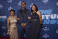 <p>Deshaun Watson of Clemson poses for a picture with his family on the red carpet prior to the start of the 2017 NFL Draft on April 27, 2017 in Philadelphia, Pennsylvania. (Photo by Mitchell Leff/Getty Images) </p>