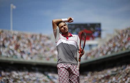 Stan Wawrinka of Switzerland reacts during his men's final match against Novak Djokovic of Serbia at the French Open tennis tournament at the Roland Garros stadium in Paris, France, June 7, 2015. REUTERS/Gonzalo Fuentes