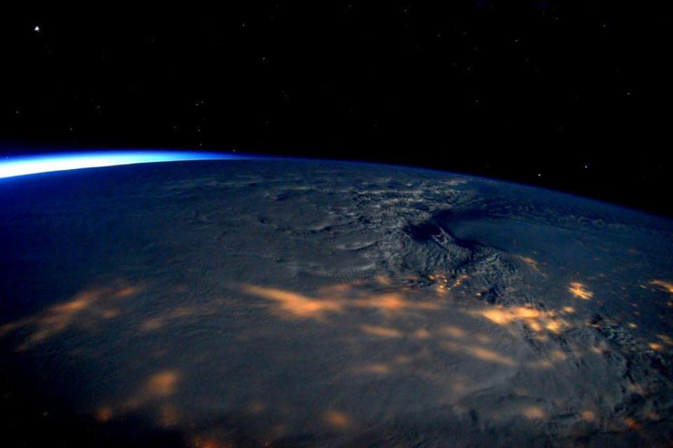 The Eastern United States is seen in this image from astronaut Scott Kelly. [@StationCDRKelly/Twitter]