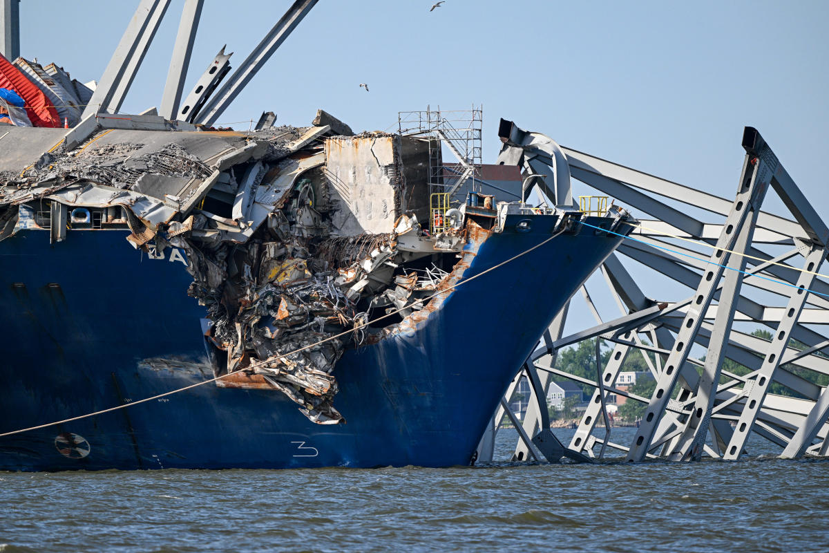 Dali cargo ship, which crashed into Key Bridge, is set to be refloated Monday morning