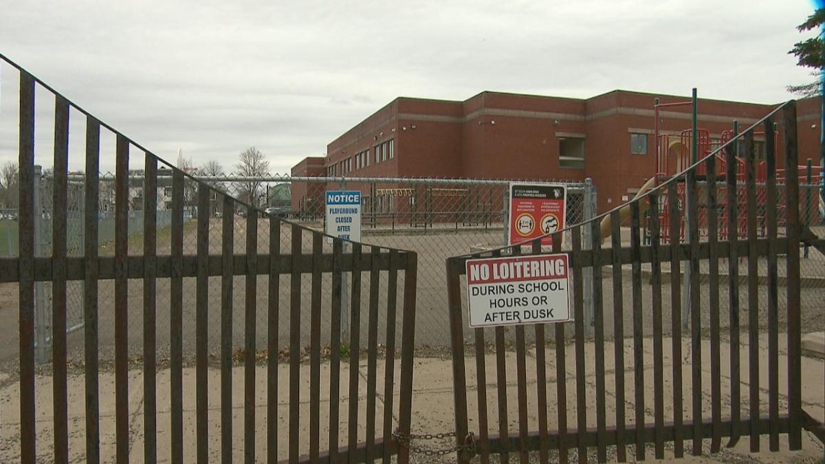 2 Moncton schools add extra security to prevent people from sleeping in doorways