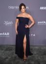 <p>The model added some va-va-voom to the red carpet in a gorgeous Vivienne Westwood dress. <em>[Photo: Getty]</em> </p>