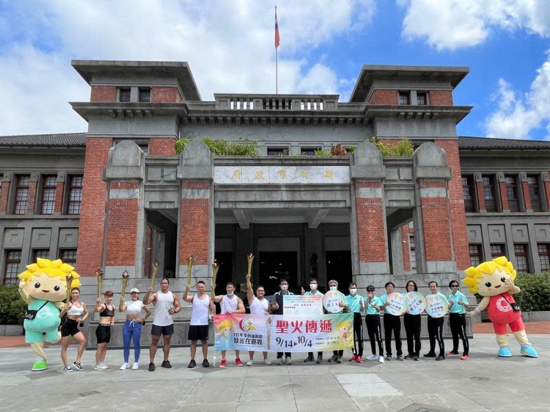 全民運聖火抵竹市　7健美選手「肌肉炸裂」迎接超養眼