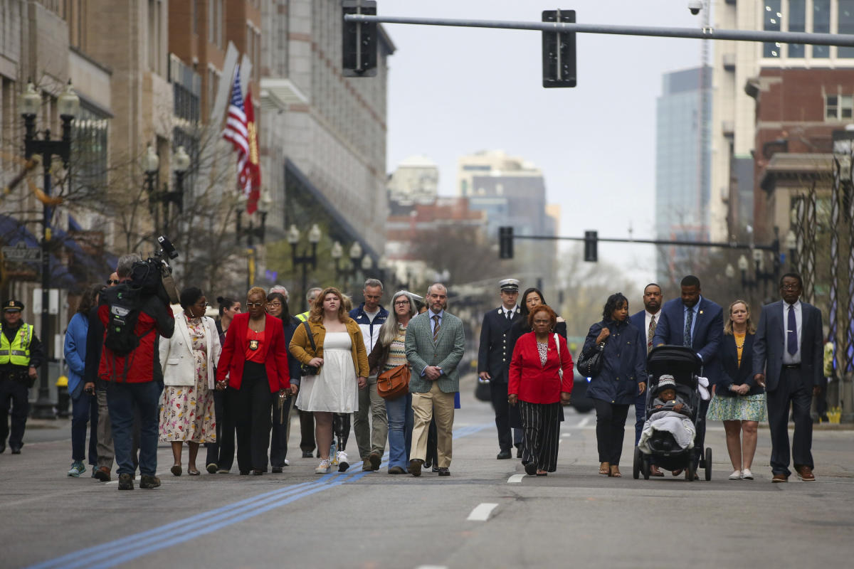 #Bostonians remember deadly marathon bombing 10 years later