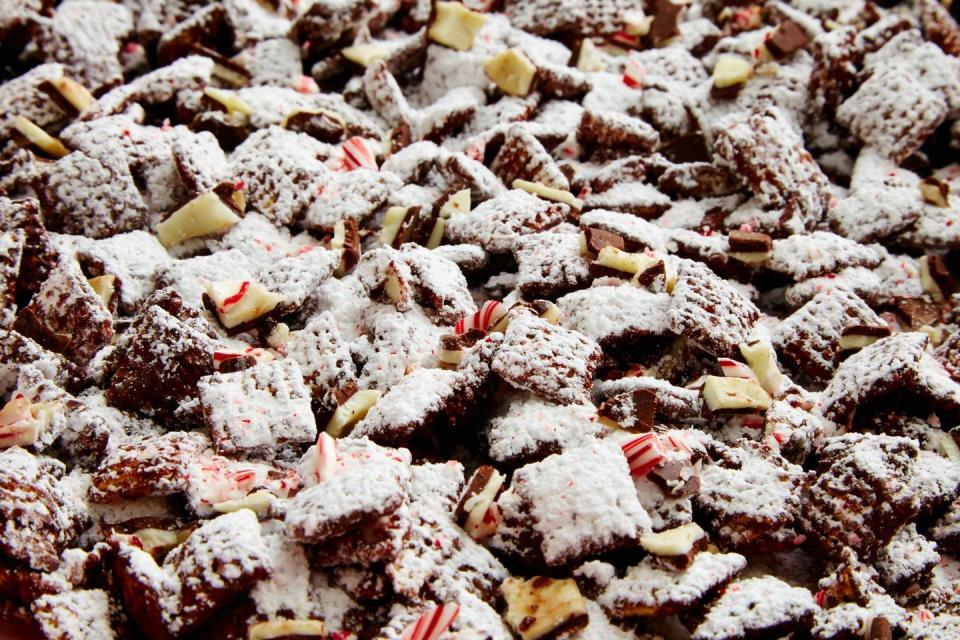 Peppermint Bark Reindeer Chow