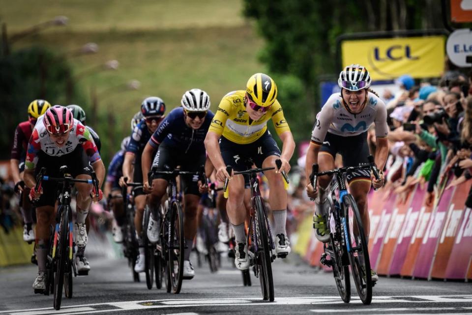 Movistars German Liane Lippert R sprints to win the second stage out of 8 of the second edition of the Womens Tour de France cycling race 151 km between ClermontFerrand and Mauriac in the AuvergneRhoneAlpes region southeastern France on July 24 2023 Photo by Jeff PACHOUD  AFP Photo by JEFF PACHOUDAFP via Getty Images