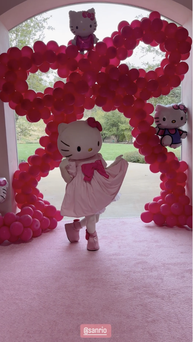 Kim Kardashian's mansion turns pink for Chicago's Hello Kitty