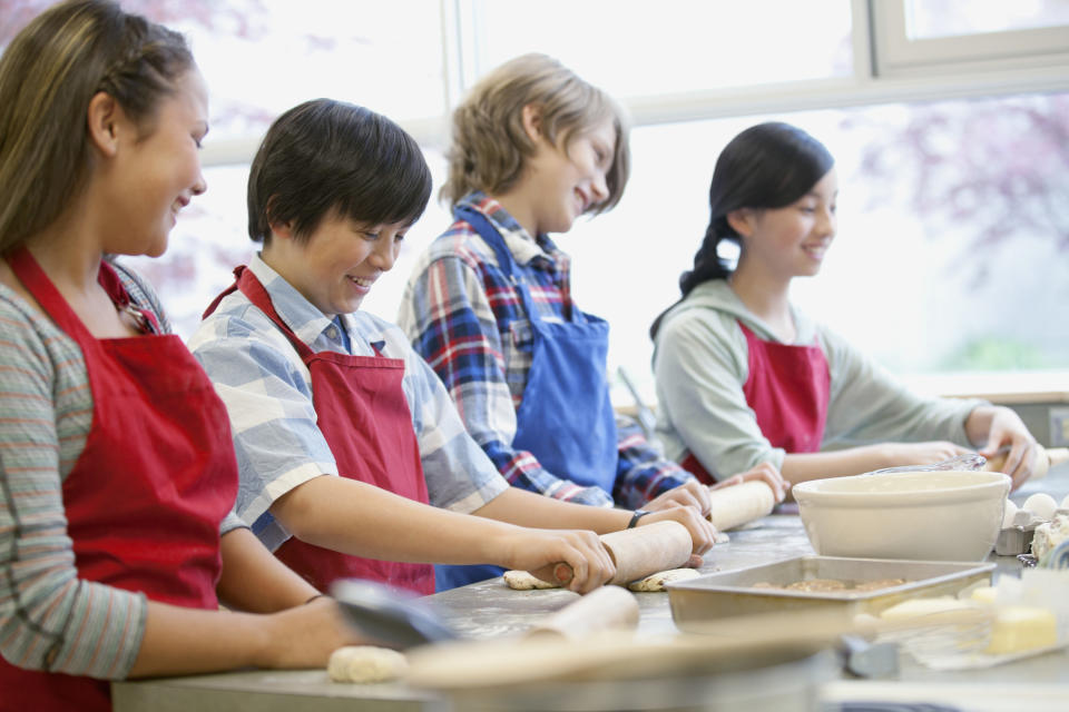 Kids in home economics class