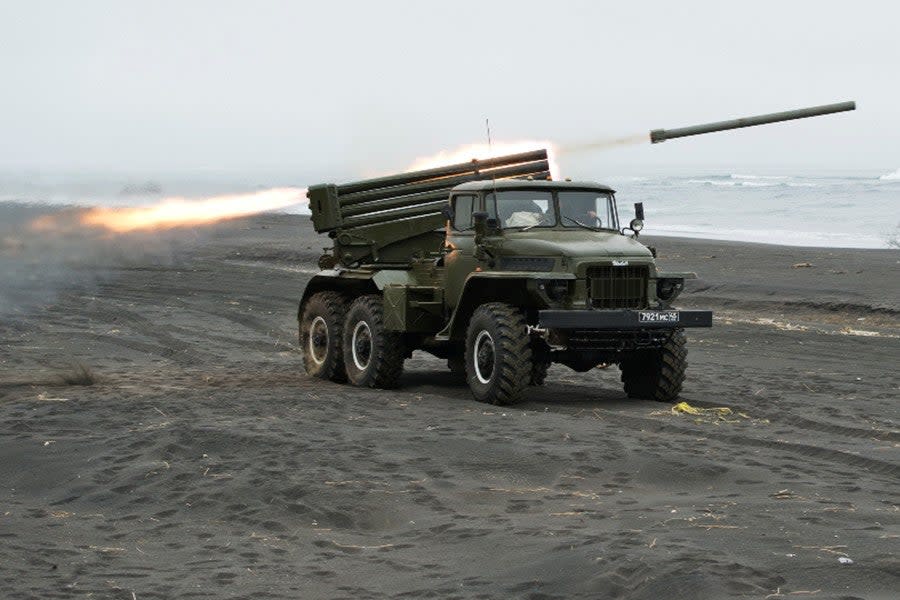 A BM-21PD fires a PRS-60 rocket. Not the rocket's flat front, which contributes to its reduced range. <em>Russian Ministry of Defense</em>