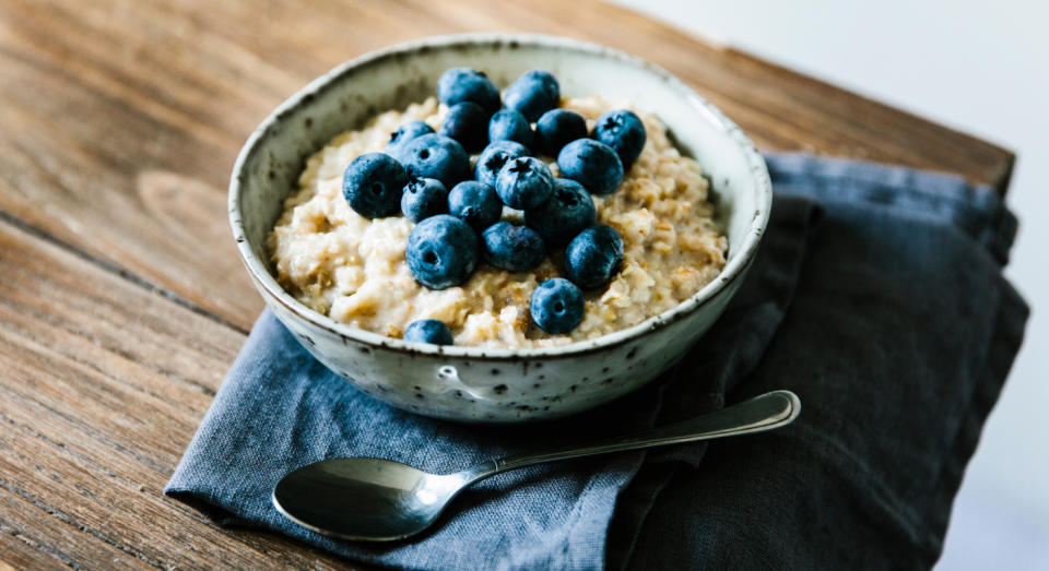 Swapping out porridge for a high-fat alternative helps stop a spike in blood sugar throughout the day. [Photo: Getty]