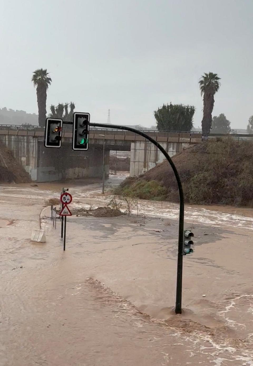 Floodwater after heavy rain in Murcia (@AndreiitaaMc via REUTERS)