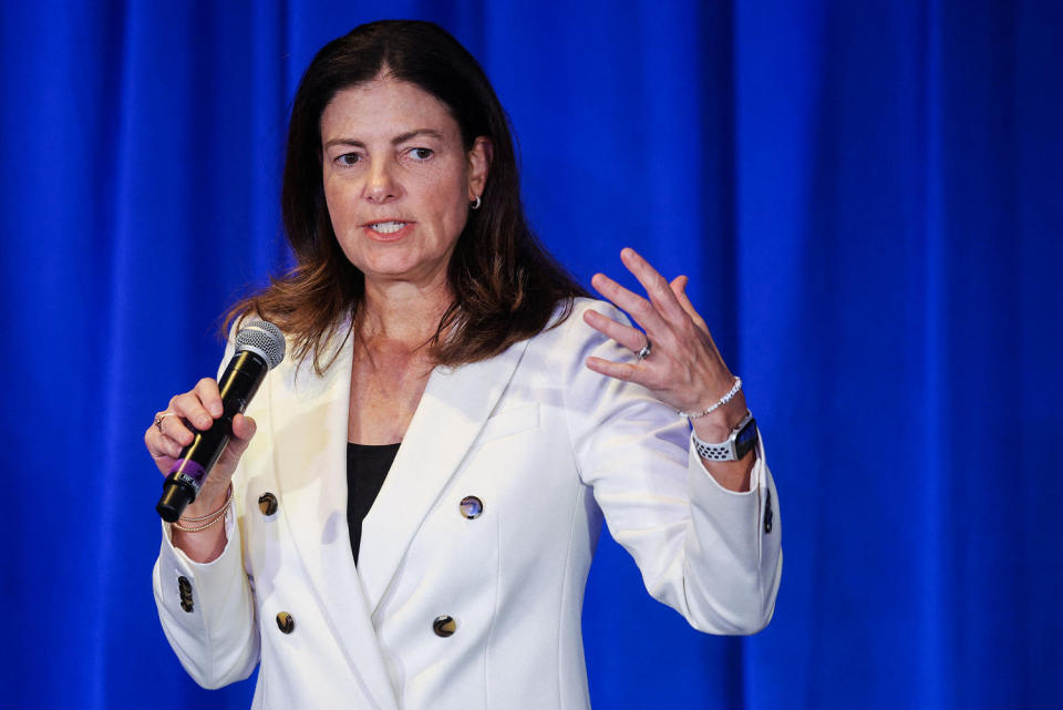 New Hampshire Republican gubernatorial candidate Kelly Ayotte (Brian Snyder/Reuters file)