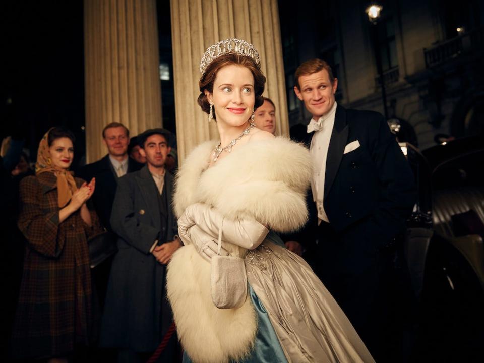 the crown netflix review