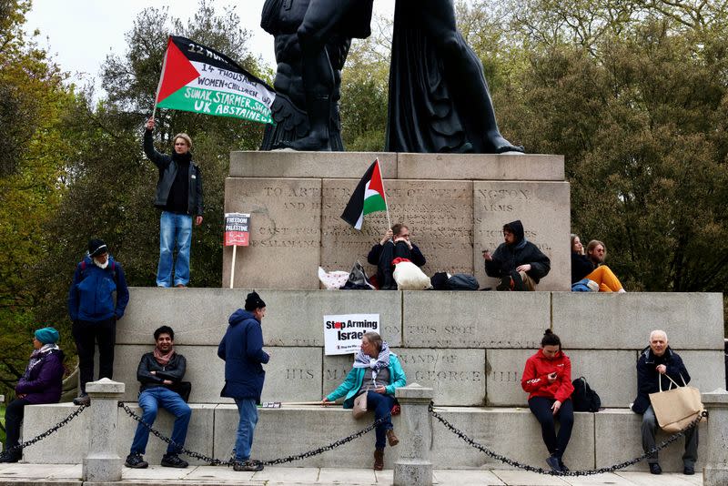 Protest in solidarity with Palestinians