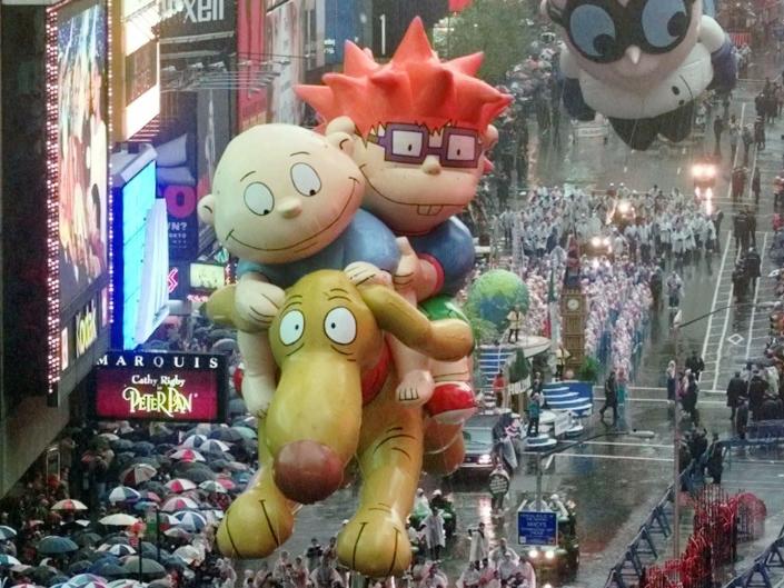 Rugrats balloons in the 1998 Macy&#39;s thanksgiving day parade