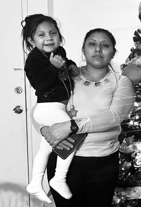 Estrella Pec Coc, 4, and her mother, Amalia Cuc Choc, 36.