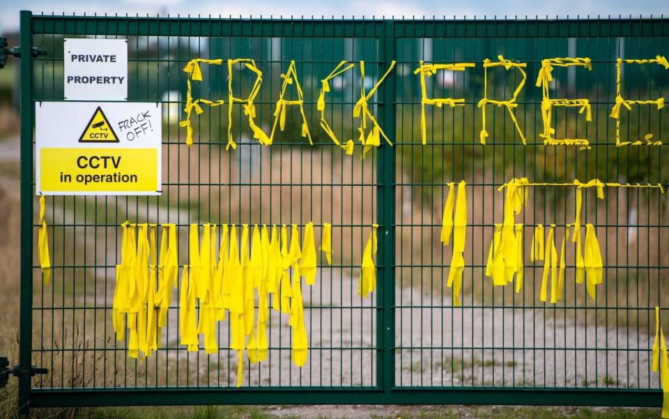 Anti-fracking messages on security gates at a Cuadrilla drilling site near Blackpool, Lancashire - Anthony Devlin/Bloomberg