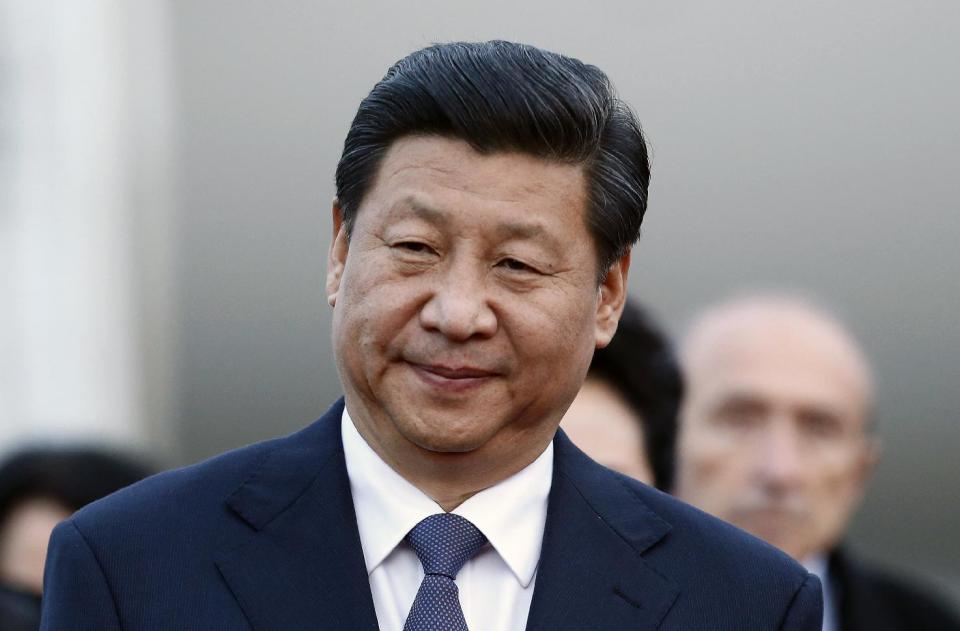 Chinese President Xi Jinping arrives at Lyon airport, central France, Tuesday, March 25, 2014. Xi will later have a dinner at the Lyon town-hall and has arrived in France for a three-day state visit. (AP Photo/Str)