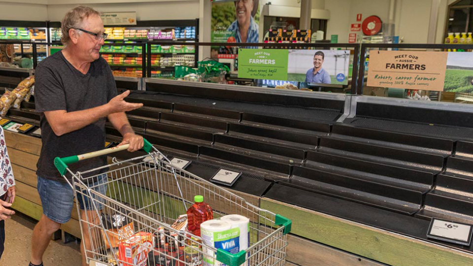 Woolworths activation to illustrate the impact of bees and produce shopper looks confused in Neutral Bay store