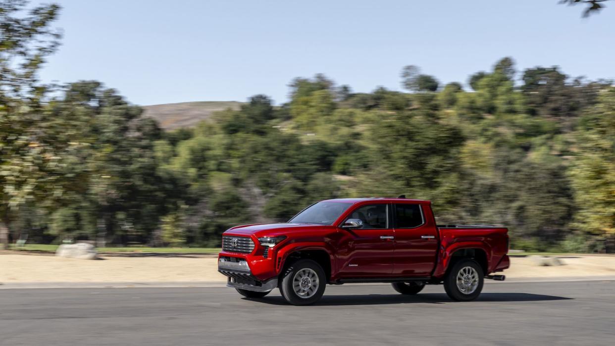 2024 toyota tacoma