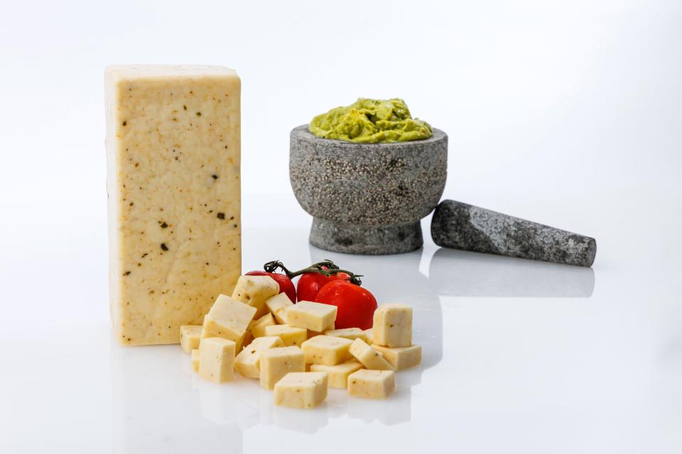 Farmers with Guacamole is a new reduced fat offering from Renard's Artisan Cheese created by master cheesemaker Chris Renard on the suggestion from his wife, Ann.