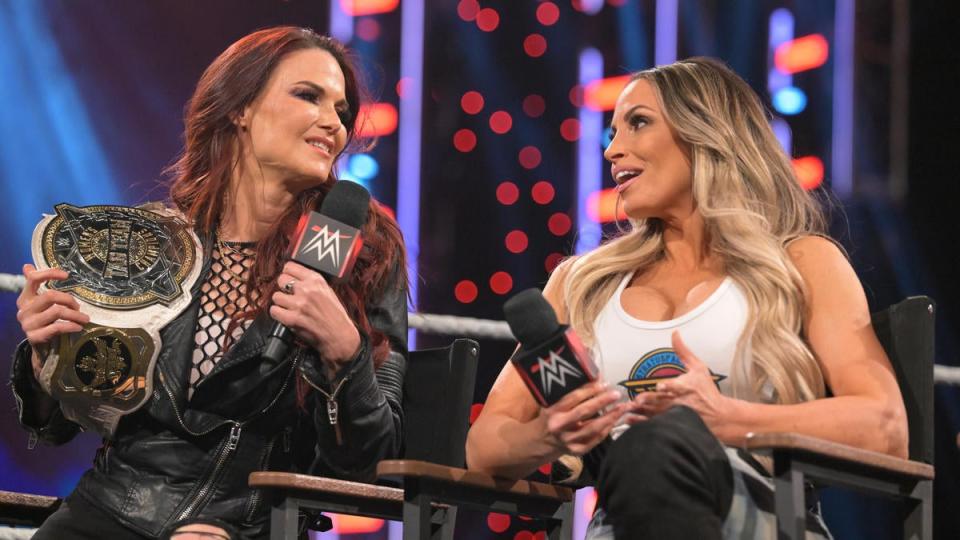 Legends Lita and Trish Stratus will wrestle at WrestleMania (WWE)