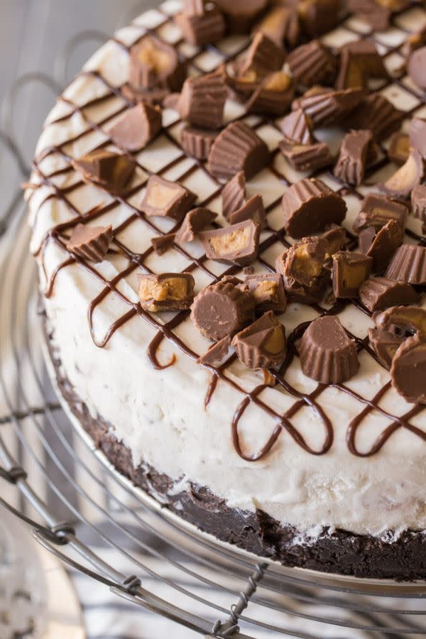 Peanut Butter Cup Ice Cream Cake