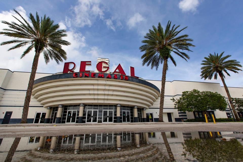 Regal Royal Palm Beach & RPX on State Road 7, October 5, 2020.