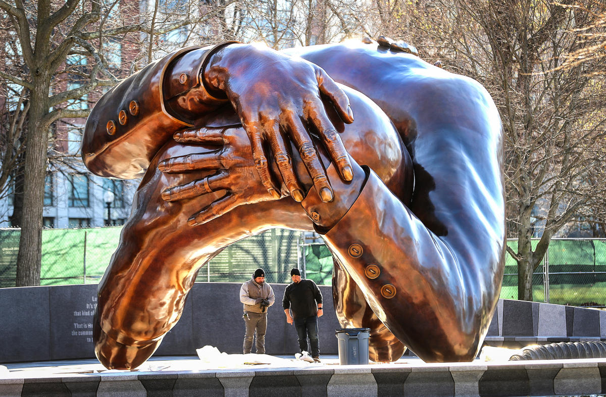 Boston unveils new sculpture honoring Martin Luther King and Coretta