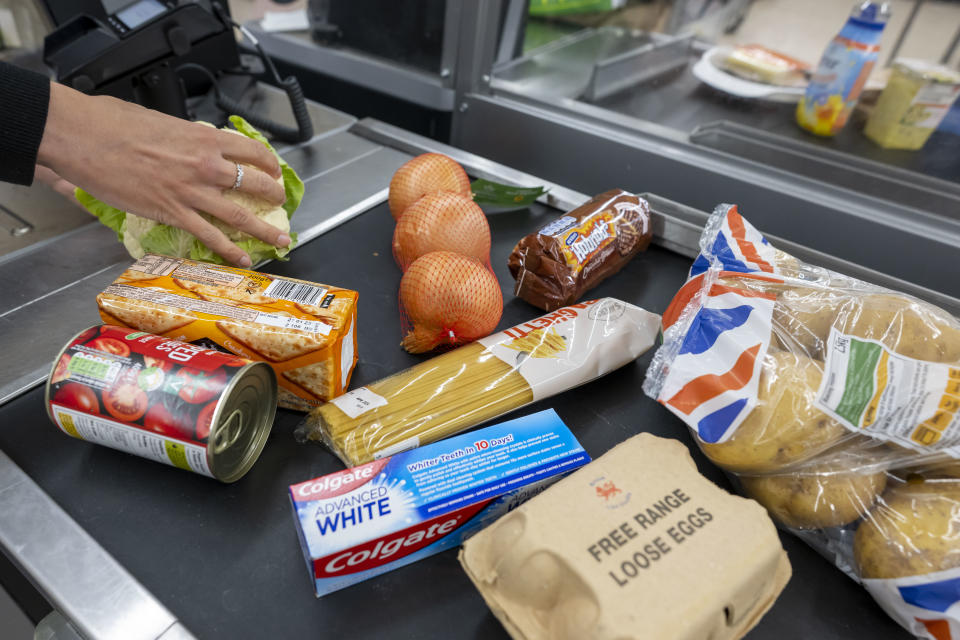 Supermarkets CARDIFF, WALES - MAY 22: Supermarket goods at a self service checkout on May 22, 2022 in Cardiff, Wales. Last week, the UK Office for National Statistics reported an 6% average increase of food and drink prices year on year, but some staples, such as milk and pasta, had risen by more than 10%. (Photo by Matthew Horwood/Getty Images)