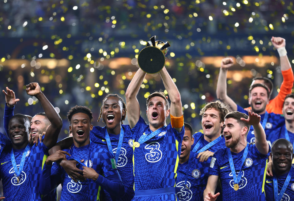 César Azpilicueta con el trofeo de campeón del Mundial de Clubes. (Foto: Francois Nel / Getty Images).