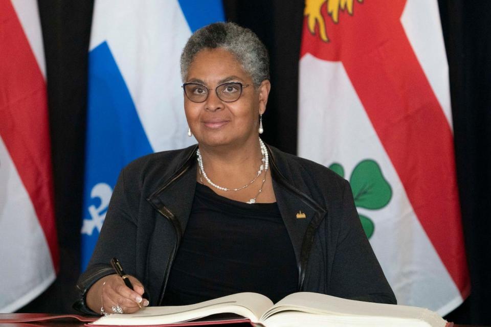 Dominique Ollivier spent thousands of dollars on travels and luxury meals as head of the OCPM between 2014 and 2021, according to a Journal de Montréal investigation. 