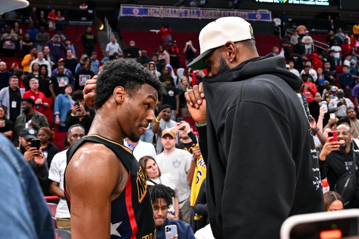 Bronny James, LeBron's son, makes presence known in McDonald's All