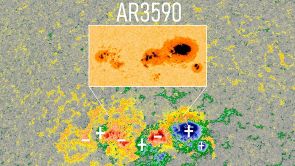  A giant sunspot on the sun. 