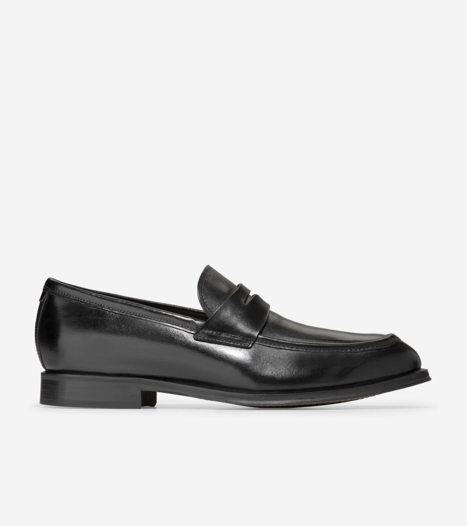 <p><a href="https://go.redirectingat.com?id=74968X1596630&url=https%3A%2F%2Fwww.colehaan.com%2Fmens-modern-classics-penny-loafer%2FC38763.html&sref=https%3A%2F%2Fwww.townandcountrymag.com%2Fstyle%2Fmens-fashion%2Fg46146575%2Fbest-loafers-for-men%2F" rel="nofollow noopener" target="_blank" data-ylk="slk:Shop Now;elm:context_link;itc:0;sec:content-canvas" class="link ">Shop Now</a></p><p>Men's Modern Classics Penny Loafer</p><p>colehaan.com</p><p>$298.00</p>
