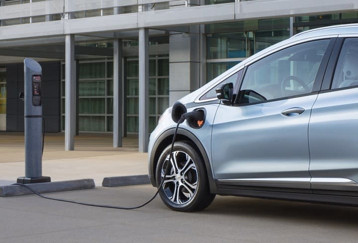 2017 Chevrolet Bolt EV charging photo